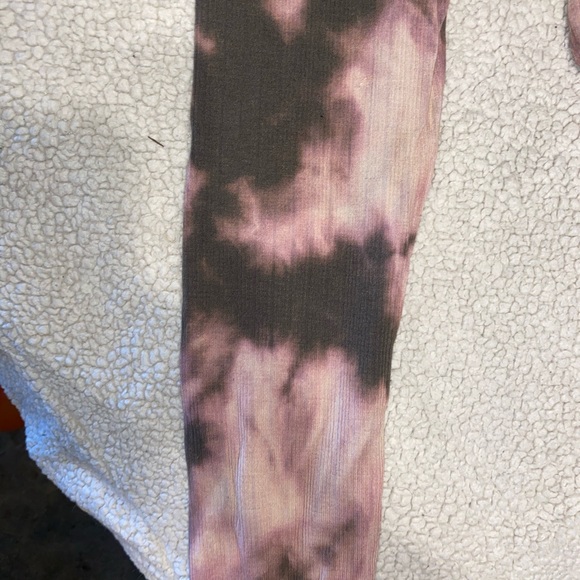 Olive Green Customized Leggings - Picture 4 of 8